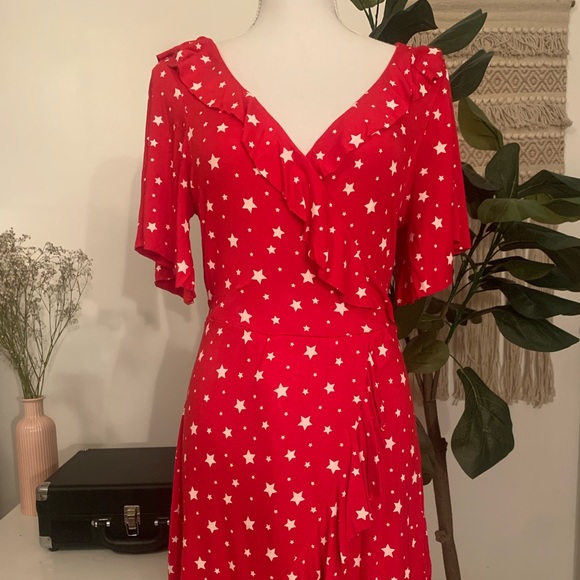 Boohoo Star Wrap Dress - Picture 1 of 3